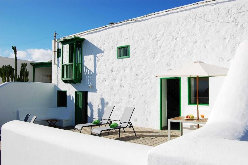 Typical Canarian House With Fabulous Sea Views Tías Buitenkant foto